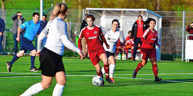Bild 28: FC Hochrhein sichert ein 2:2 gegen ESV/PSV Freiburg &ndash; und wir haben Bilder!