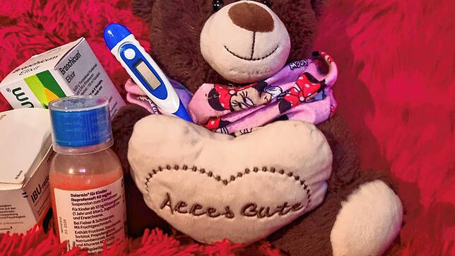 Wenn Kinder krank sind, spendet ein Teddybär Trost. Starke Nerven und lange Anfahrtswege benötigen hingegen die Eltern, denn die ...