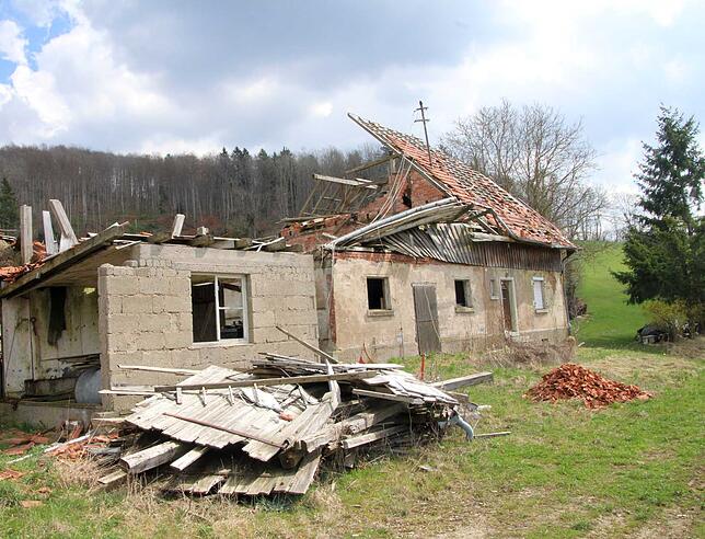 Der Buchhof ist einer von sieben Aussiedlerhöfen Fützens Richtung Beggingen. Am 13. Mai 2015 wurde er durch einen Tornado zerstört, das ...
