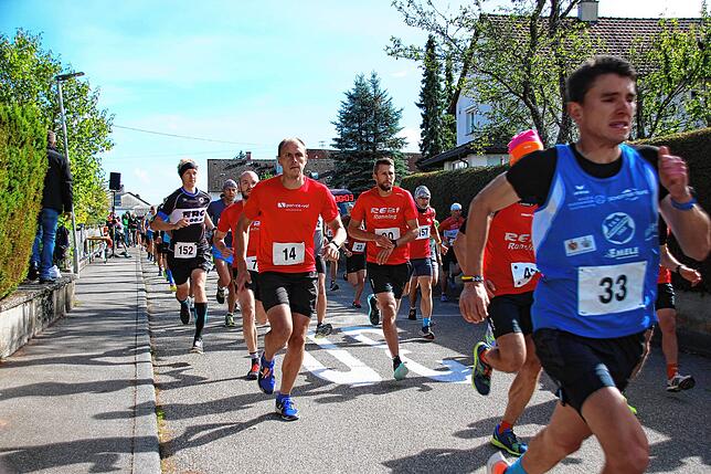 Der Walder Volkslauf ist ein beliebter Laufevent in der Region. Am Sonntag, 26. September starten dort wieder viele Läufer von Klein bis ...