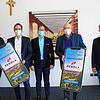 Die Bürgermeister der Gemeinden in der Verwaltungsgemeinschaft Stockach freuen sich über neuen Service (von links): Stefan Keil ...