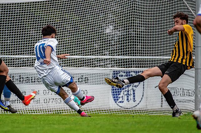 Bild 13: Reserve des SV Blau-Weiß Murg bezwingt den SV Nöggenschwiel mit 3:1 &ndash; und wir haben Bilder!
