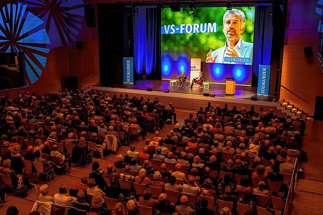 Fast 900 Gäste verfolgten das Gespräch von Chefredakteur Stefan Lutz mit Boris Palmer in der Neuen Tonhalle in Villingen.