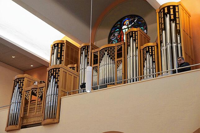 Bild 26: Die schönsten Bilder der Feier der Altarweihe in der Kirche St. Oswald in Stockach (Teil 1)