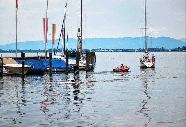 Einfahrt in den Rorschacher Hafen, dem Start- und Zielpunkt der Dreiländerfahrt.