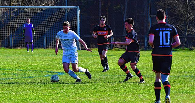 Bild 14: SG FC Wehr/Brennet gelingt wichtiges 1:0 gegen den FC RW Weilheim &ndash; und wir haben Bilder!