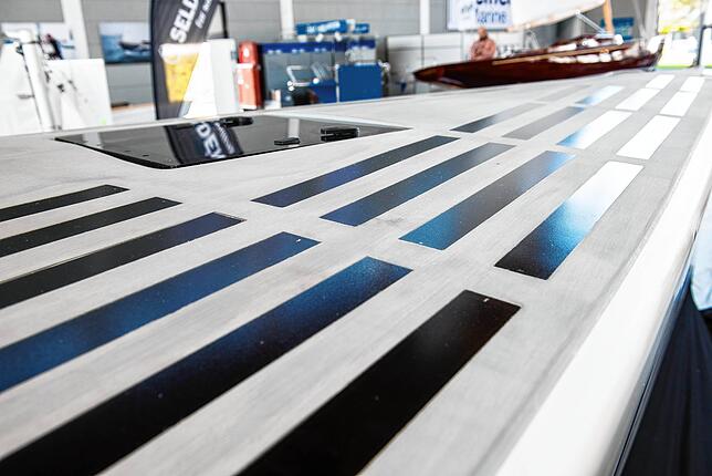 Bild 5: Vom platzsparenden Fender bis zur Partyplattform für ein Dutzend Gäste: Was es bei der 60. Interboot zu entdecken gibt
