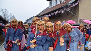 Bild : Nöggenschwiel 2025: Fasnacht und bunte Kostüme – Eindrücke vom Schlüchttalnarrentreffen
