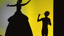 Sie bezauberten das Publikum am vergangenen Mittwoch im Gloria-Theater mit ihrer Show &bdquo;Moving shadows&ldquo;: die Mobilés aus ...