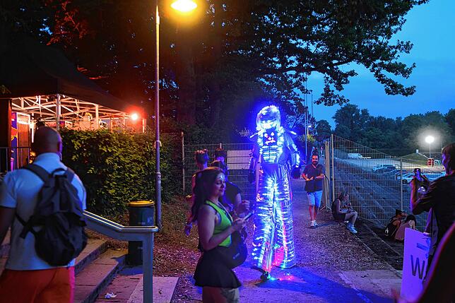 Bild 26: Ein Tag, zwei Bühnen und jede Menge Elektro-Liebe! Bilder vom Mini-Festival in Konstanz