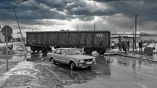 Es rumste mächtig, als dieser Güterwaggon um 1980 an der Güterstraße einen Prellbock und einen Zaun durchbrach.