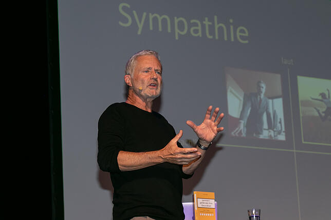 Bild 13: Dani Nieth, Experte für Selbstmotivation, in Waldshut: Bilder des fünften SÜDKURIER-Wissensforums