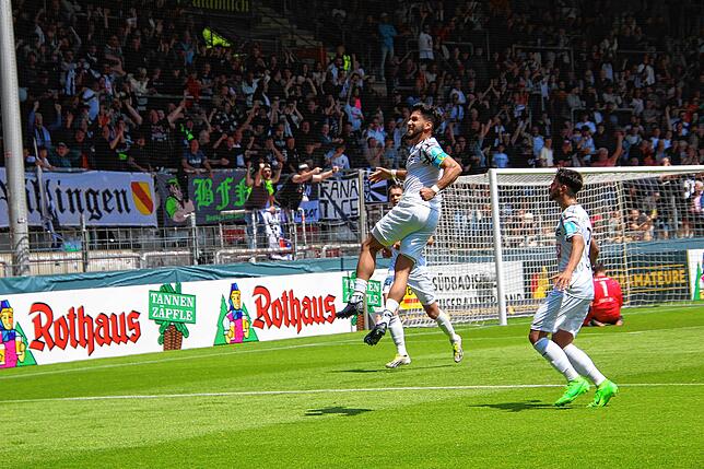 Bild 1: Die besten Bilder vom südbadischen Pokal-Triumph des FC 08 Villingen – Teil 1