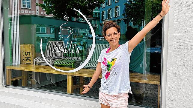 Vanessa Lehmann freut sich auf die Eröffnung ihres Cafés &bdquo;Vanilli&lsquo;s&ldquo; direkt beim Donaueschinger Rathausplatz.