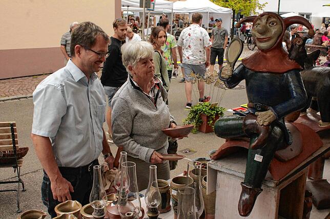 Bild 11: Töpfermarkt begeistert trotz kühler Witterung am Sonntag