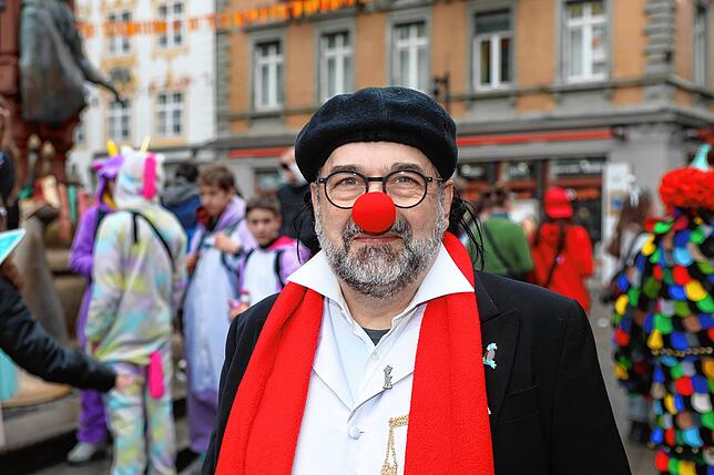 Bild 31: Straßenfasnacht 2025 in Konstanz: Narren erobern die Marktstätte – Die Highlights in Bildern!