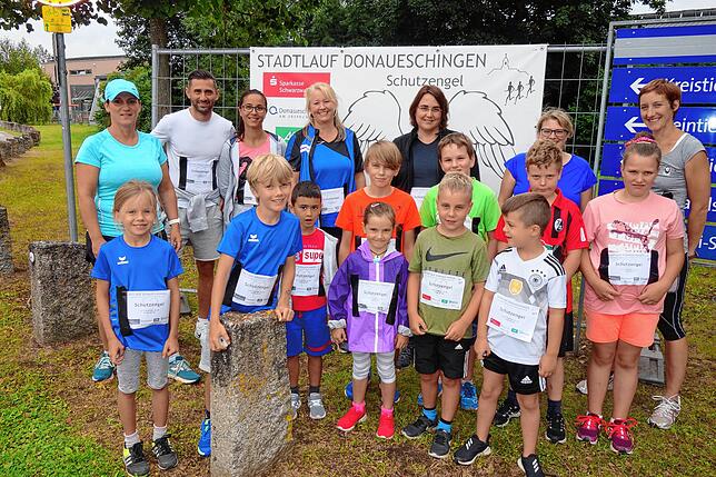 Auch sie haben Gas gegeben: eine Gruppe der Donaueschinger Leichtathleten.