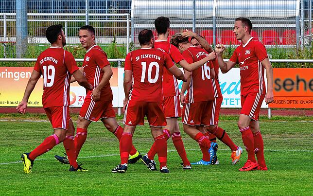Bild 28: SV Jestetten qualifiziert sich durch ein 5:0 gegen den TuS Efringen-Kirchen für die Hauptrunde im SBFV-Rothauspokal &ndash; und wir haben Bilder!