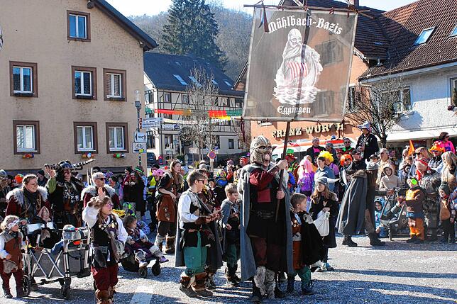 Bild 34: Gute Laune beim Fastnachtsumzug 2025