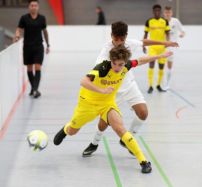 Bild 21: Viel los war beim Internationalen U15 Junioren Fußballturnier! Wir haben die schönsten Bilder
