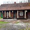 Die Schindelwaldhütte lädt entlang des Rundwegs zu einer Pause ein.