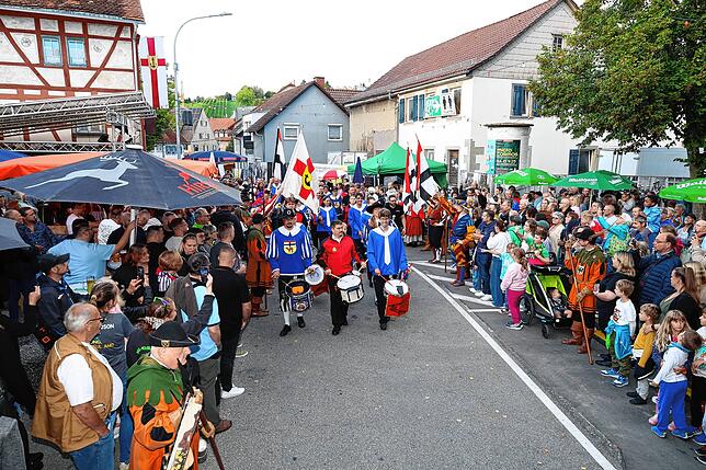 Bild 22: Wollmatinger Dorffest 2025: Jetzt wird der Engelsteig zur Partymeile