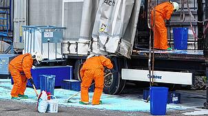 Ameisensäure war bei einem Gefahrgutunfall am Dienstag in Dogern freigesetzt worden. Einsatzkräfte waren Stunden damit beschäftigt, die ...