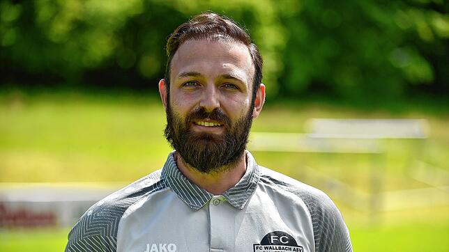 Gelassen: Trotz des Fehlstarts weiß Trainer Ismail Palit um die Qualität des FC Wallbach und bleibt optimistisch.