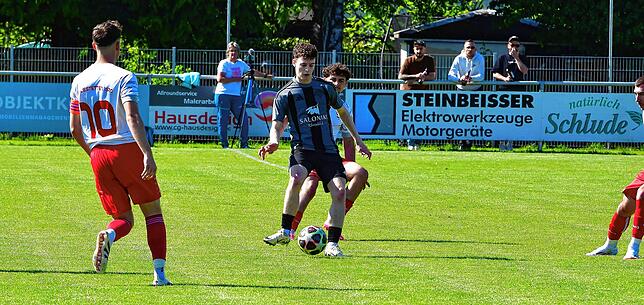 Bild 44: SV Jestetten gewinnt Kellerderby mit 2:1 gegen den FC Hochrhein – und wir haben Fotos!