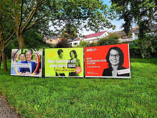 Wahlplakat-Kombinationen in Bad Säckingen.