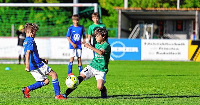 Bild 11: Voller Einsatz, große Begeisterung: Impressionen von einem E-Jugendspiel!