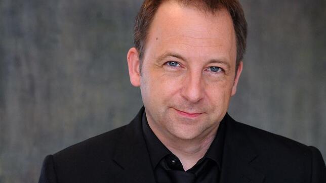 Hannes Krämer bringt mit dem SWR-Symphonie-Orchester eine neuartige Mischung in den Strawinsky-Saal. Bild: Veranstalter