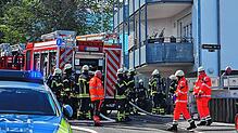 Feuerwehr, Polizei und Rettungsdienst sind vor Ort.
