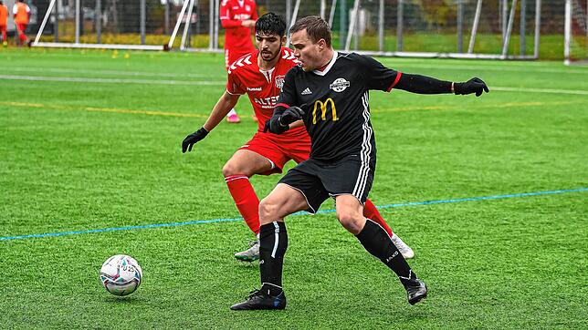 Bild 9: FC Wallbach holt sich einen Punkt bei der U23 des FV Lörrach-Brombach &ndash; und wir haben Bilder!