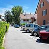 Blick in die Austraße im Stadtteil Petershausen-West. Etwas weiter vorn kam es zu dem Angriff auf einen Fußgänger.
