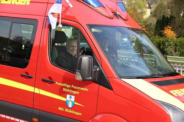Die Feier anlässlich seines 50-jährigen Dienstjubiläums in Eggingen (die goldene Primiz, 50 Jahre Priester, feierte er 2013) fand ...