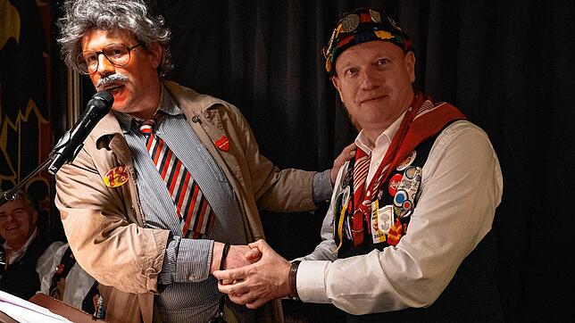 Bild 17: 60 Jahre Dorferschoppen: So viele fröhliche Männer auf einem Haufen!