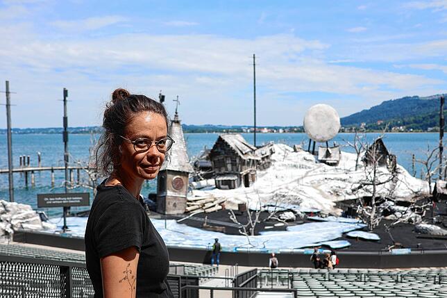 Kathrin Kobinger ist Kascheurin bei den Bregenzer Festspielen, sie fertigt also das Bühnenbild an.