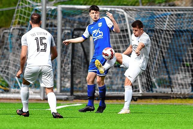 Bild 40: TuS Stetten besiegt Verfolger FC Hauingen mit 2:1 &ndash; und wir haben Bilder!