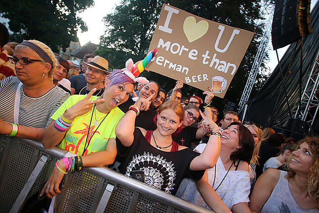 Bild 16: Bilder: Thirty Seconds to Mars rocken den Salemer Schlosspark