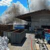 Der Brand in einem Recyclingbetrieb in Klingnau hat hohen Schaden verursacht. Ein Großaufgebot der Feuerwehr war im Einsatz.