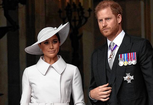 Prinz Harry wird zu der Krönungszeremonie seines Vaters nach London reisen. Seine Frau Meghan bleibt in Kalifornien.