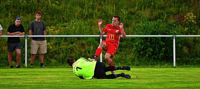 Bild 33: FC Wallbach setzt sich mit 2:0 beim SV Karsau durch &ndash; und wir haben Bilder!