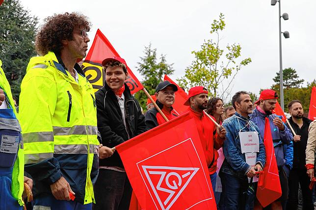 Bild 7: ZF Friedrichshafen: Bilder vom Protestmarsch gegen den Stellenabbau