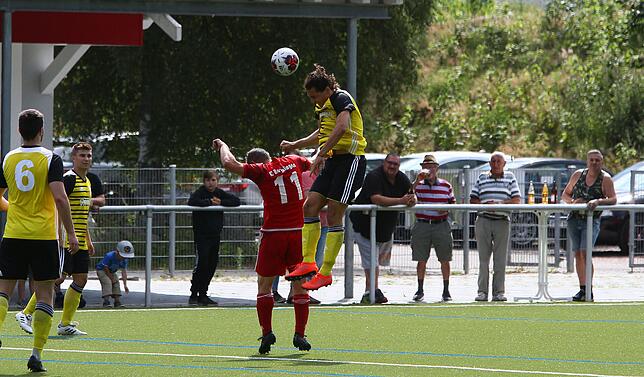 Bild 9: SV Eichsel siegt mit 4:0 beim FC Bergalingen &ndash; und wir haben Bilder!