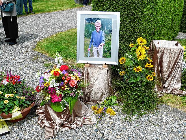 Hellmut Urban wurde auf dem Friedhof in Heiligenberg zur letzten Ruhe gebettet.