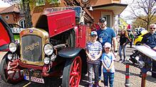Neben den vielen neuen ausgestellten Automodellen beim Donaueschinger Frühlingsfest, lässt die Magira-Automobilspritze, auch das Herz ...