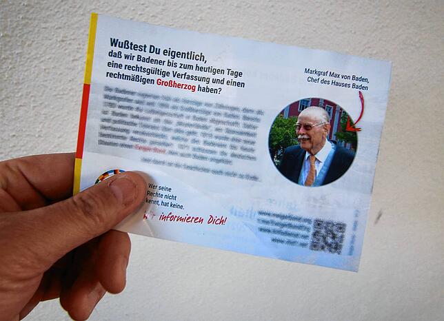 Ein Bild von Markgraf Max von Baden ist auf einem Flyer aus dem Reichsbürger-Milieu zu sehen.