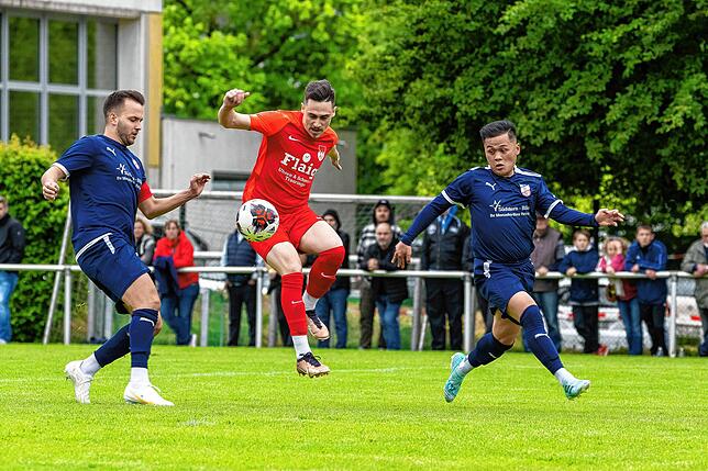 Bild 20: VfB Waldshut behält die Nerven am Elfmeterpunkt im Pokalfinale gegen FC Tiengen 08 &ndash; hier Fotos!