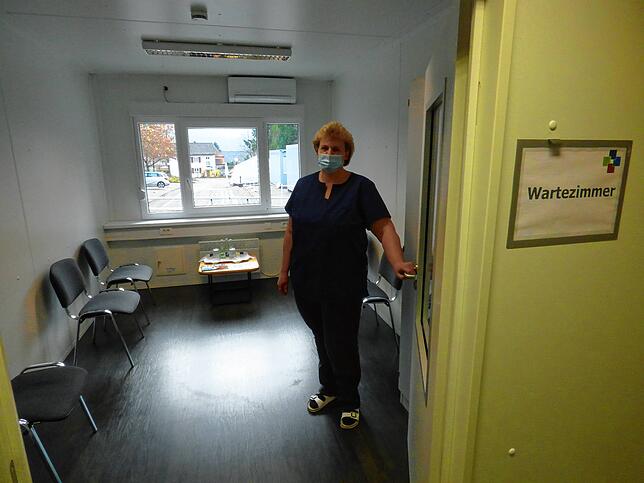 Bild 3: Arztbesuch im Container: So sieht es im Provisorium des MVZ beim Säckinger Krankenhaus aus